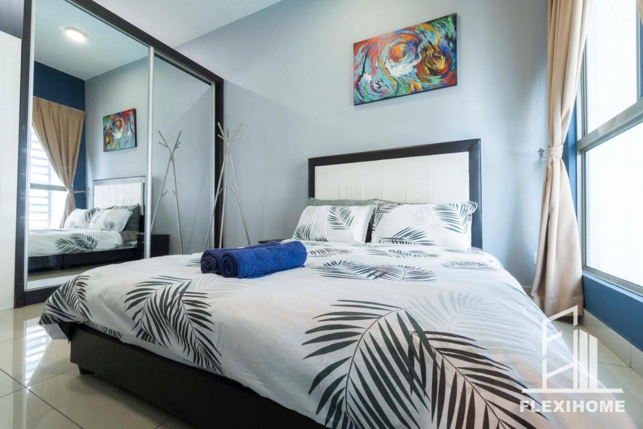 Apartment Colour-theme Designed, Private Home, Cybersquare 27b Cyberjaya, Flexihome-my
